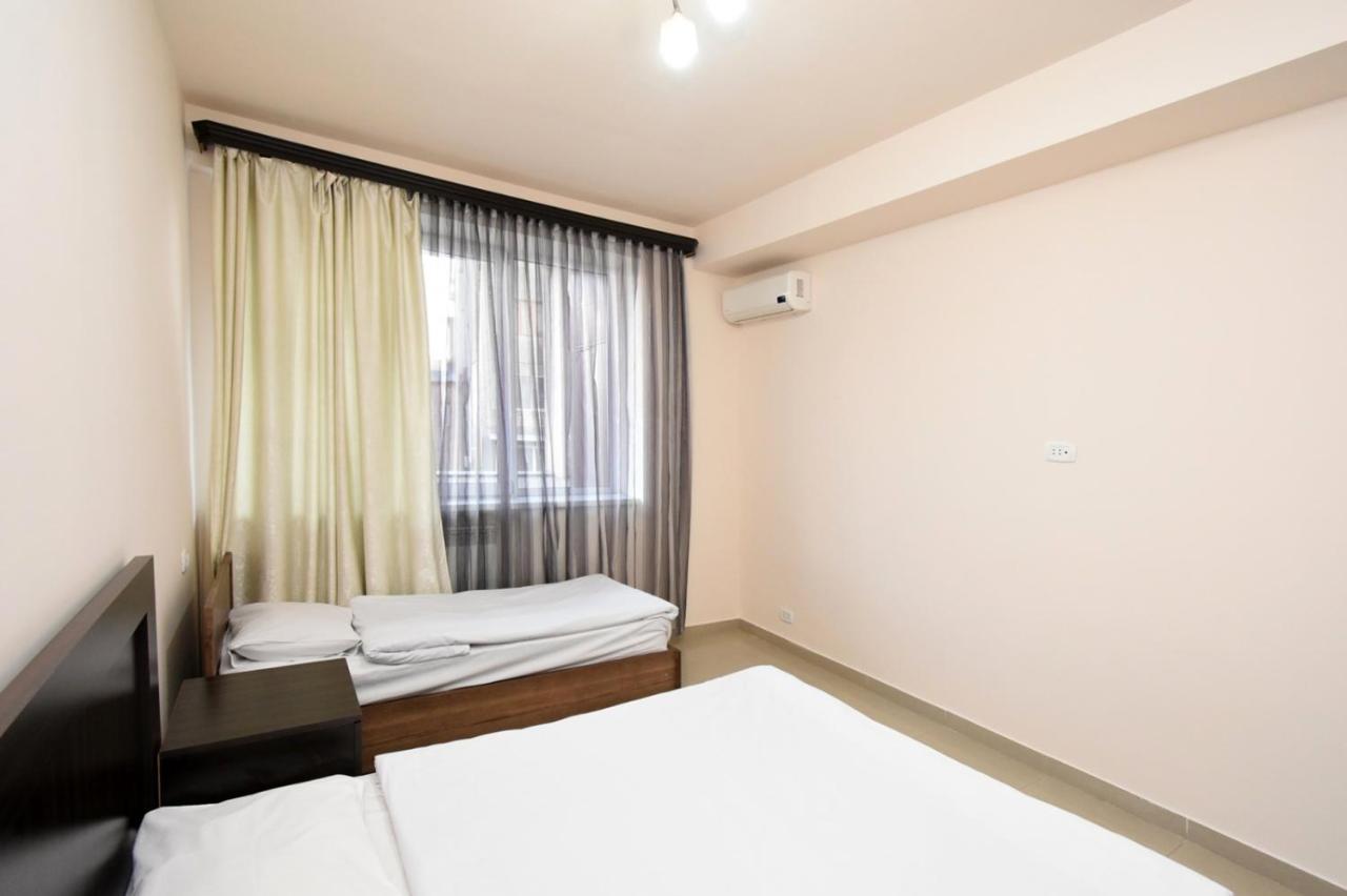 Mini Hotel Erivan Dış mekan fotoğraf