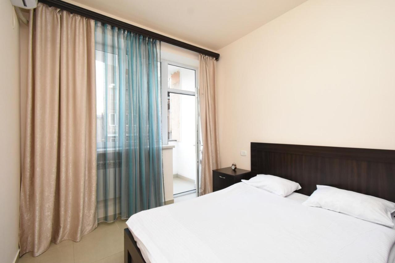 Mini Hotel Erivan Dış mekan fotoğraf