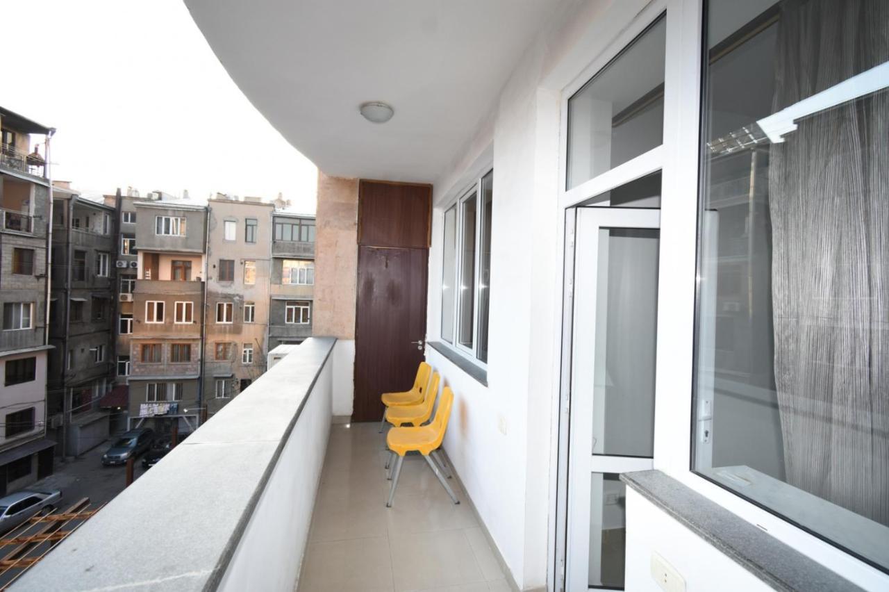 Mini Hotel Erivan Dış mekan fotoğraf