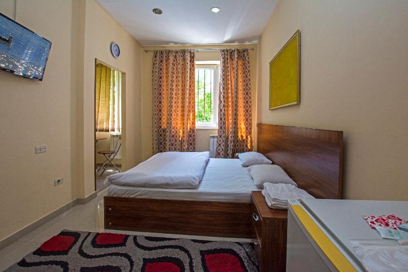 Mini Hotel Erivan Dış mekan fotoğraf